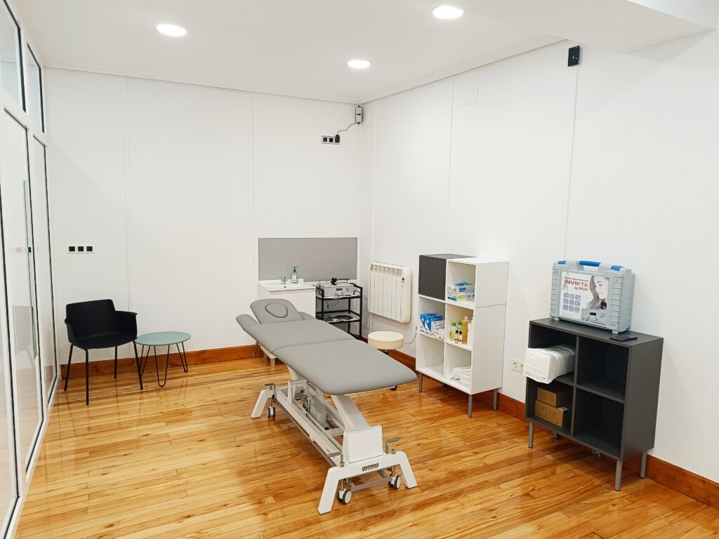 Fotografía de una clínica de fisioterapia por dentro